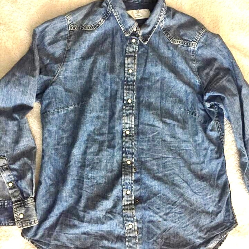 Snap down denim shirt